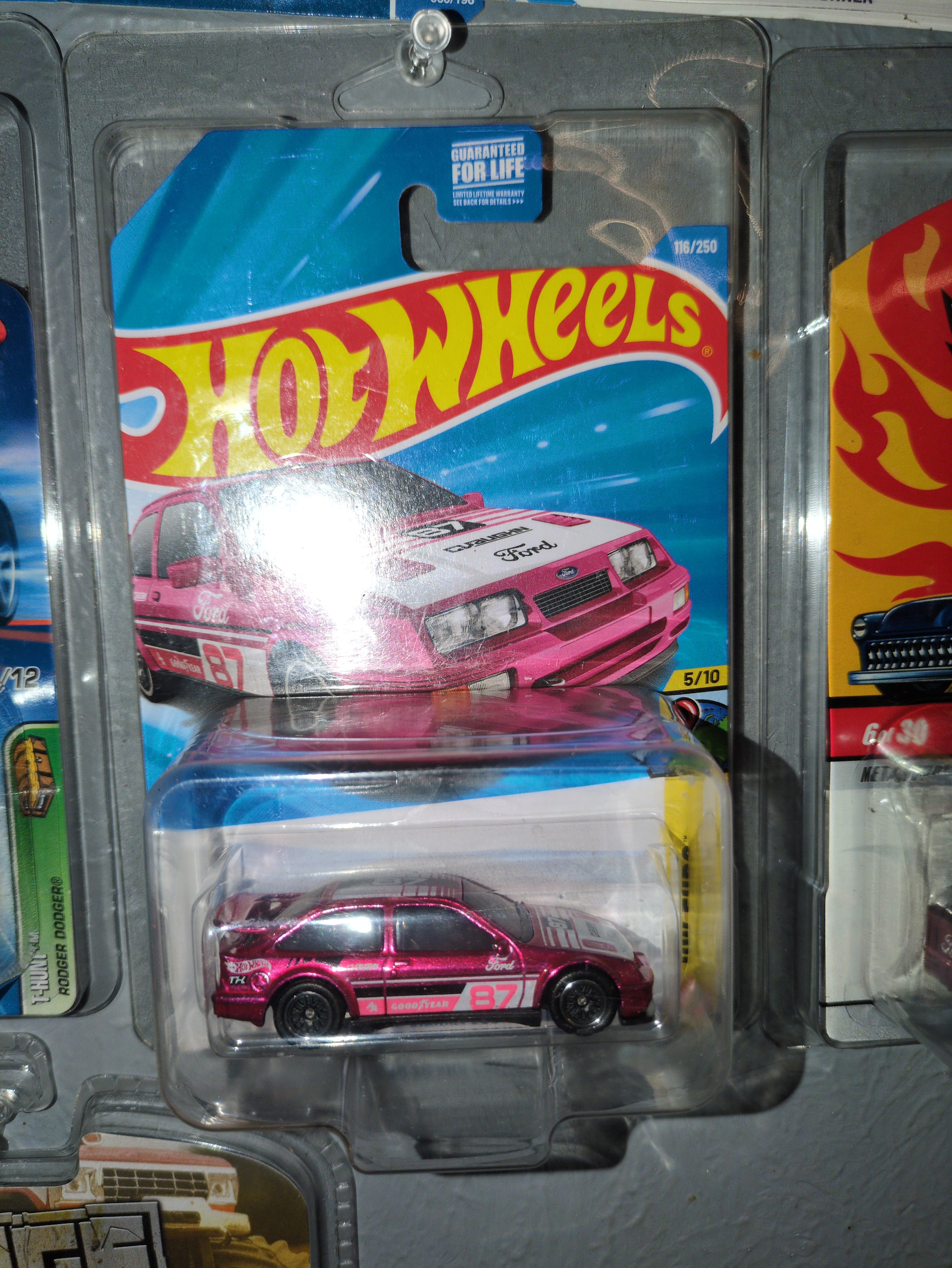 2026 Hot Wheels '87 Ford Sierra Cosworth Super Treasure Hunt With Protector